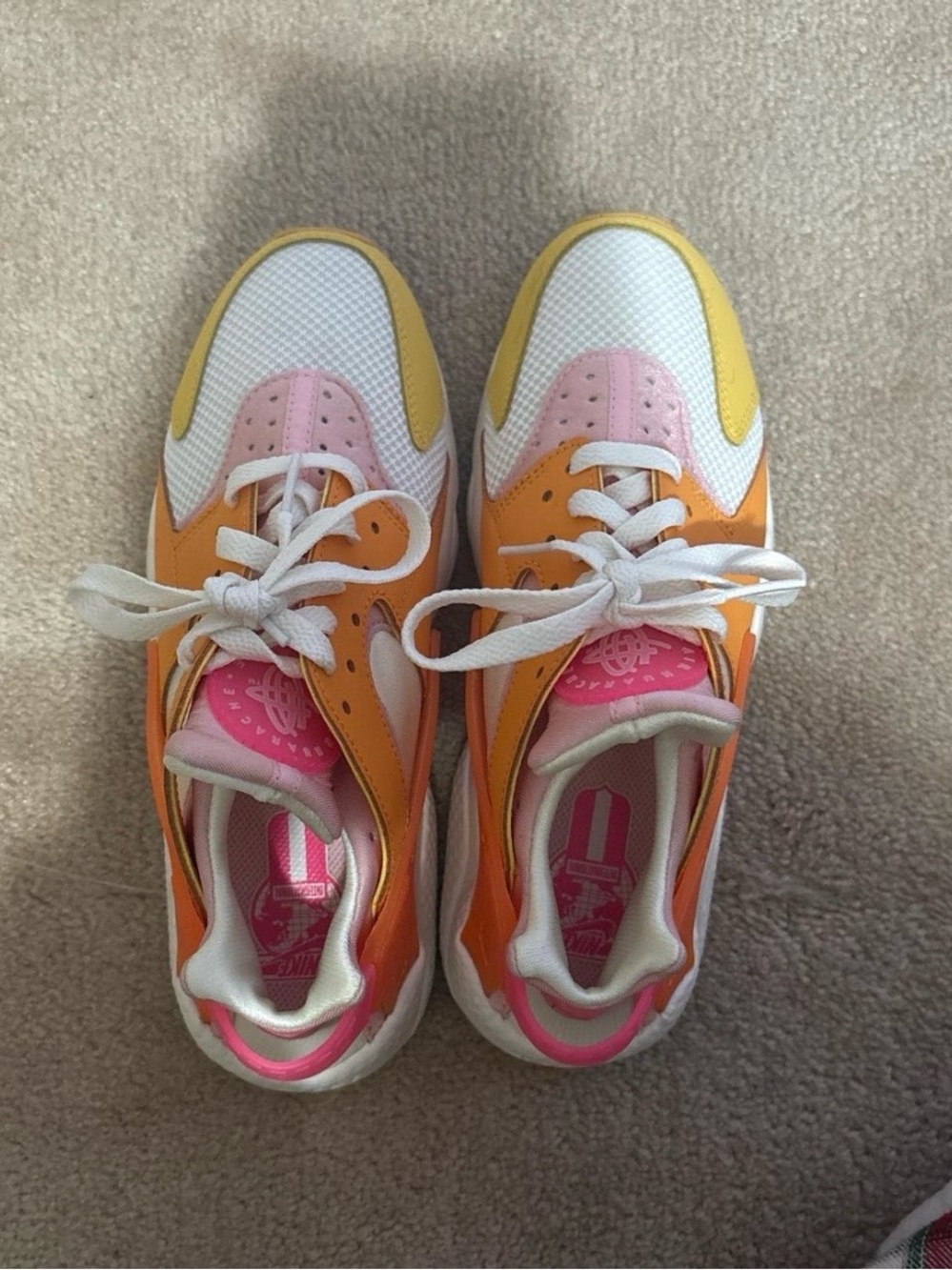 Nike Huarache - Picture 2 of 3
